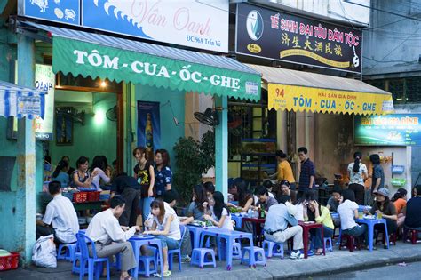 Where to get the best street food in Hanoi - Lonely Planet