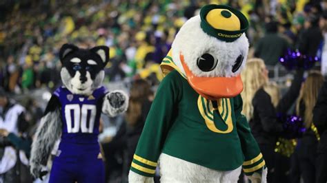 Pac-12’s 2023 Football Revival Was Too Little, Too Late