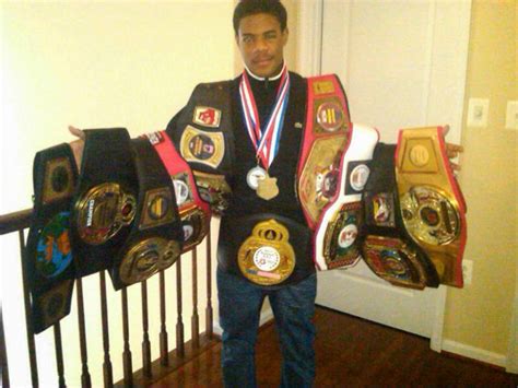 Boxing Along The Beltway: Lamont Roach, Jr. Signs With Golden Boy ...