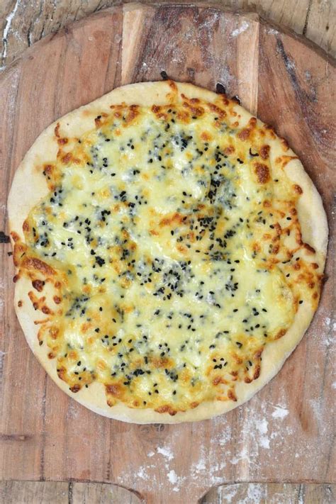 Easy Cheese Flatbread (Cheese Manakish) - Alphafoodie