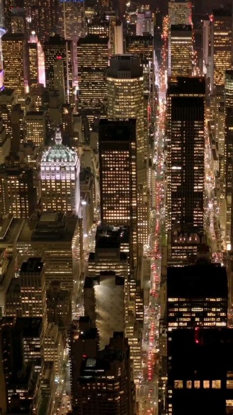 Midtown Manhattan Glowing in the Dark: A Magical NYC Nightlife ...