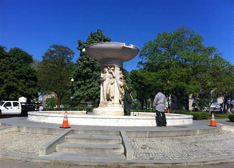 Summer Preview: Dupont Circle Fountain Cleaning - HungryLobbyist.com