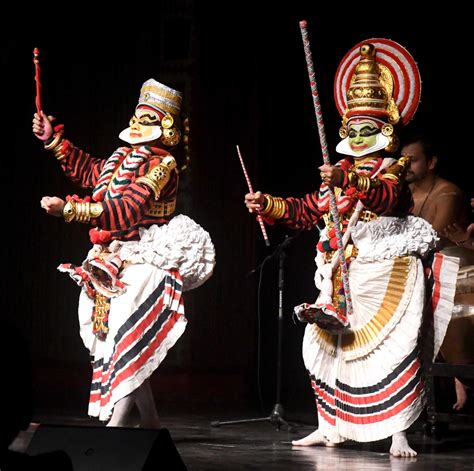 Kalidasa’s classic ‘Abhijnana Sakuntalam’ on Koodiyattam stage - The Hindu