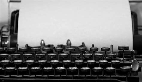 1,500+ Typewriter Black And White Stock Photos, Pictures & Royalty-Free ...