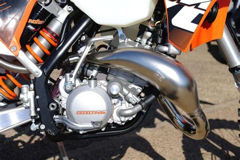 Motorcycle glossary – on2wheels