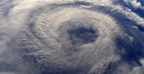 Hurricane clouds/Photo: Fijivillage.com - Fiji Hotel and Tourism ...