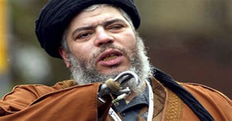 Abu Hamza ordered to swap hook for rubber hands - Daily Star