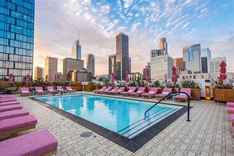 The 8 Best LA Hotels With Rooftop Pools, Classy Bars, and Restaurants