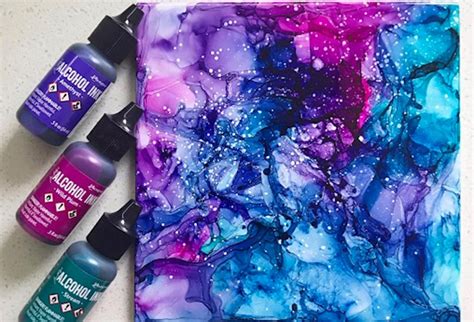 Alcohol Ink: Create Abstract, Fluid Art | Skillshare Blog