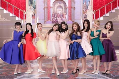 TWICE’s “What Is Love?” Becomes Their 5th MV To Hit 300 Million Views | Soompi