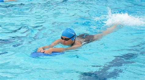 Don't Neglect Your Swim Kick in Training – Middle of the Pack Triathlete