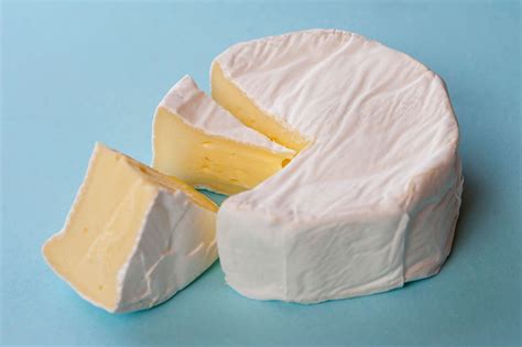 Brie cheese Facts and Nutritional Value