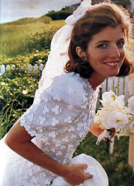 Caroline Kennedy — July 19, 1986 Caroline Kennedy Wedding Dress, Jaqueline Kennedy, Los Kennedy ...