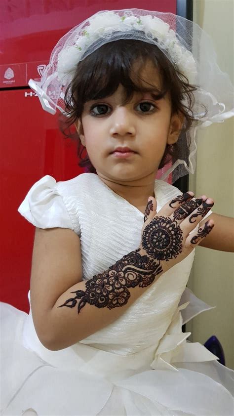 Pin by Mehndi Designer on Baby Girl | Mehndi designs for kids, Simple ...