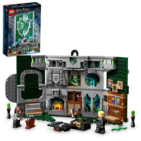 LEGO Harry Potter Slytherin House Banner Building Set 76410 - Hogwarts ...