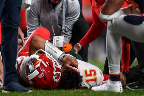 Patrick Mahomes Injury Update: Will Kansas City Chiefs QB Play in Week 8 vs. Green Bay Packers?