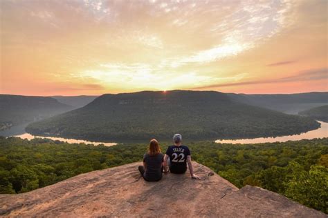 The 8 Best Scenic Overlooks in Chattanooga