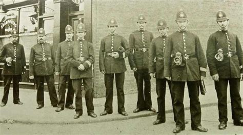 London police uniform 1890s | London police, Police uniforms, Police