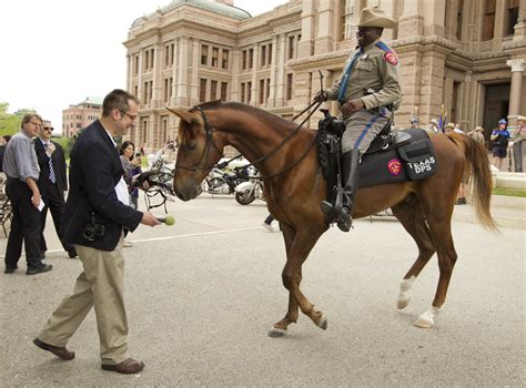 DPS introduces Mounted Horse Patrol Unit at the Capitol – Collective Vision | Photoblog for the ...