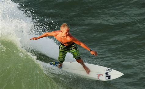 Photography Journal by Katherine Bargar: Surfing Festival in Cocoa Beach