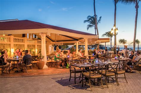 Casual Open-Air Dining in Eagle Beach, Aruba - Mangos Restaurant