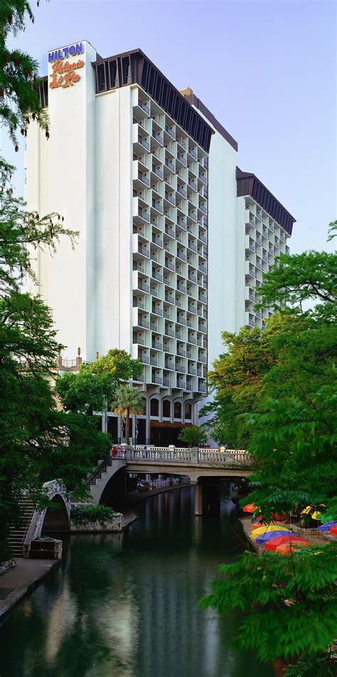 Hilton Palacio del Rio hotel on the San Antonio River Walk. | San ...