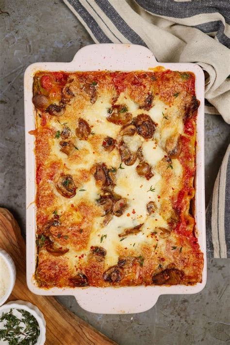 Mushroom and Spinach Lasagna - Casserole Recipes