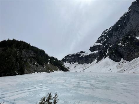 Hiking season peaking in PNW! : r/SeattleWA