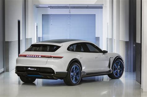 Porsche Mission E Cross Turismo : le CUV | Porsche mission, Mission e, Porsche taycan