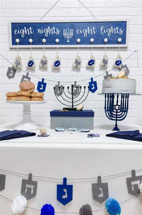 Kids Hanukkah Crafts and Activities - Over The Big Moon