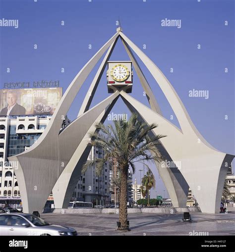 Dubai clock tower hi-res stock photography and images - Alamy