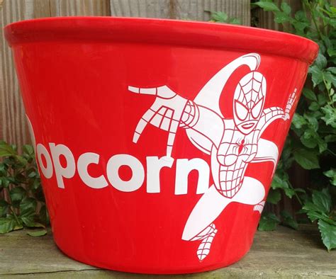 Personalized Popcorn Bucket with Super Hero flair - TDY Designs | Vinyl projects, Crafts, Craft ...