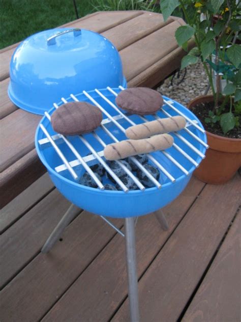 Ever Never Again: Kids Play Grill