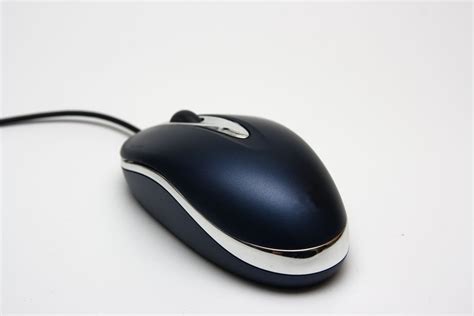 Mouse at best price in Pune by APN Computers | ID: 2063608473
