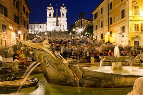 Square Piazza Di Spagna, Fountain Fontana Della Barcaccia in Rome ...