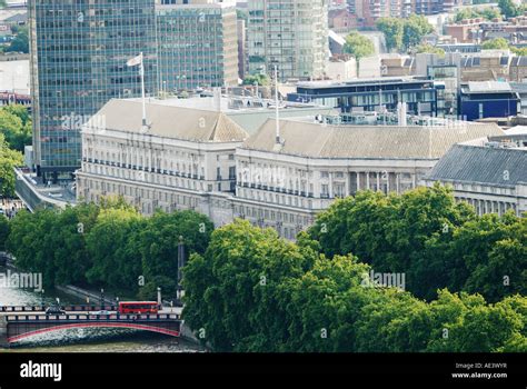 Mi5 headquarters hi-res stock photography and images - Alamy