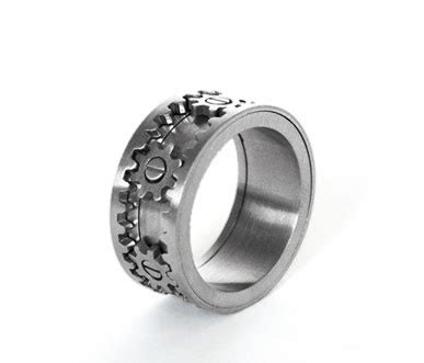 A MAN OF STYLE!: Gear ring from Kinekt design