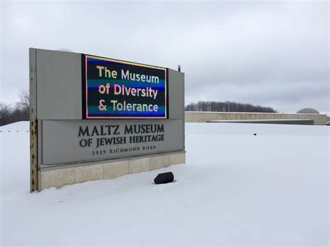 Maltz Museum welcomes immigrants, refugees following Trump EO on immigration | cleveland.com