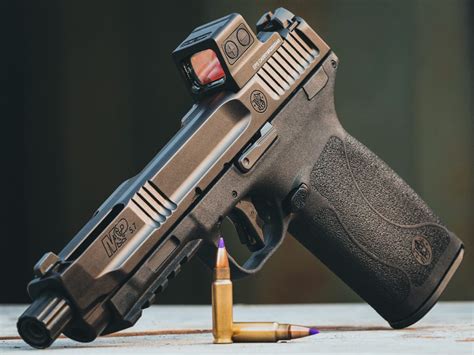 Smith & Wesson Releases M&P 5.7 Handgun in Flat Dark Earth