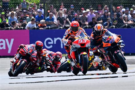 MotoGP Politics: KTM CEO Says Private Teams Will Soon be Supported by ...