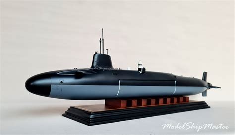 VANGUARD class submarine model