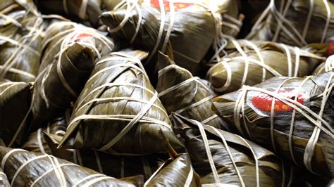 The ULTIMATE Chinese Food Tour: Rice dumplings in Jiaxing - CGTN