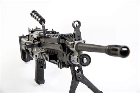 DVIDS - Images - M249 Light Machine Gun Squad Automatic Weapon [Image 6 of 8]