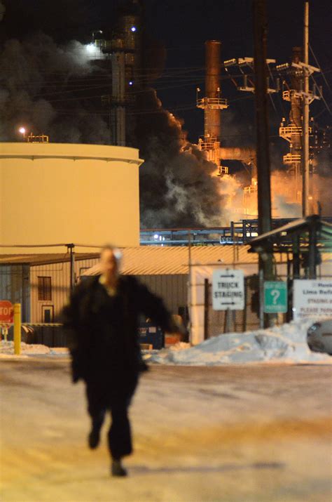 Ohio refinery explosion shatters windows of nearby homes, triggers fire ...