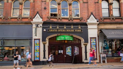 York Grand Opera House, York holiday accommodation: chalets & more | Stayz