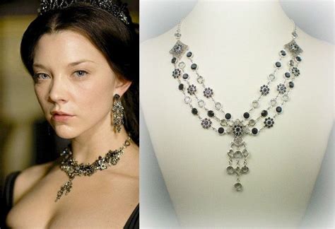 Pin by victoria hope on Necklaces | Fancy jewelry, Sparkly accessories, Renaissance necklace