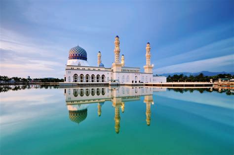 City Mosque - Kota Kinabalu - Arrivalguides.com