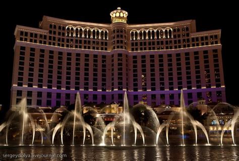 Fountain Show in Las Vegas (32 pics)