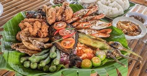 Top 10 Destinations Known for Best Authentic Filipino Food