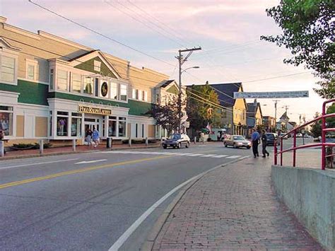 Maine Outlet Centers & Malls @ eTravelMaine